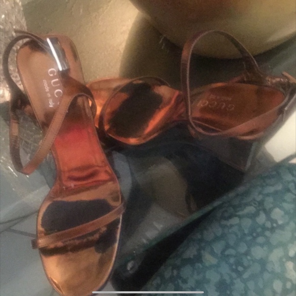 Gucci sandals RARE - Picture 2 of 4